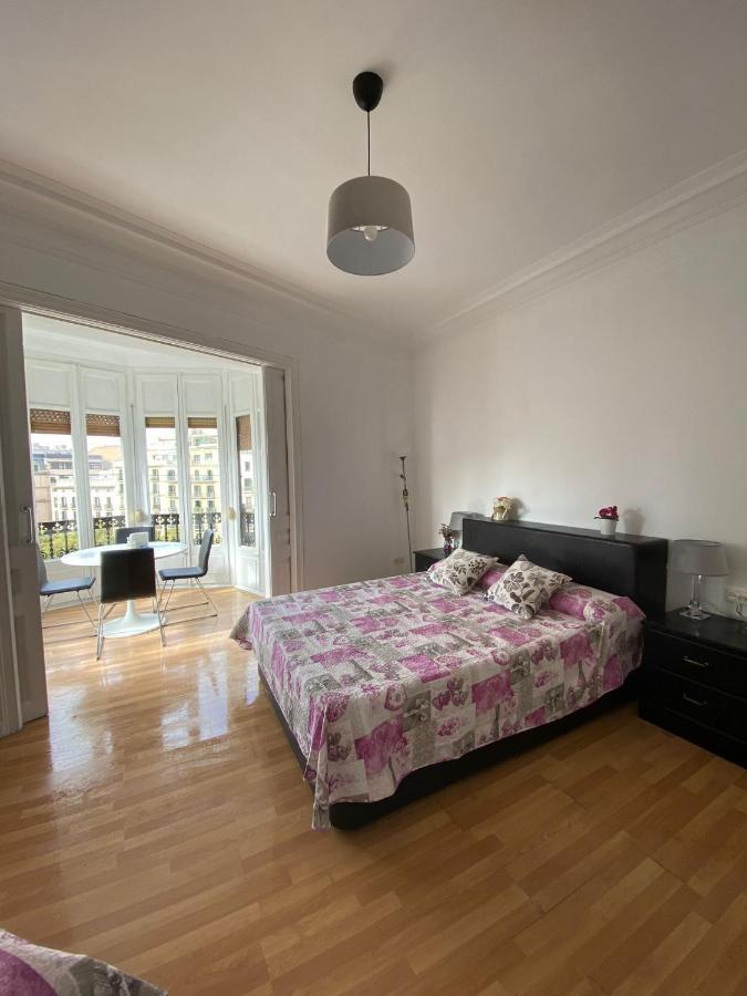 Rooms Tetu Barcelona Buitenkant foto