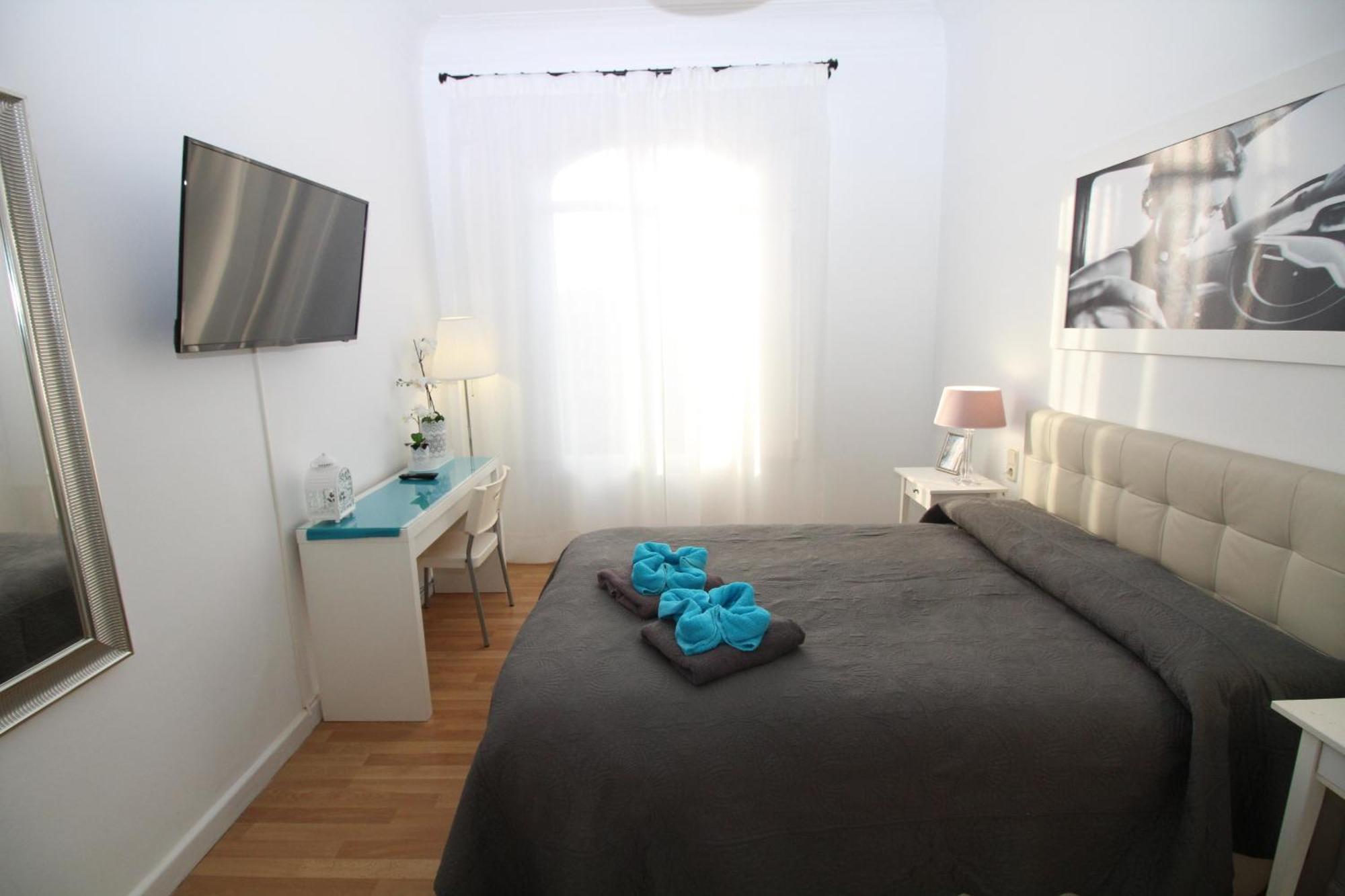 Rooms Tetu Barcelona Buitenkant foto