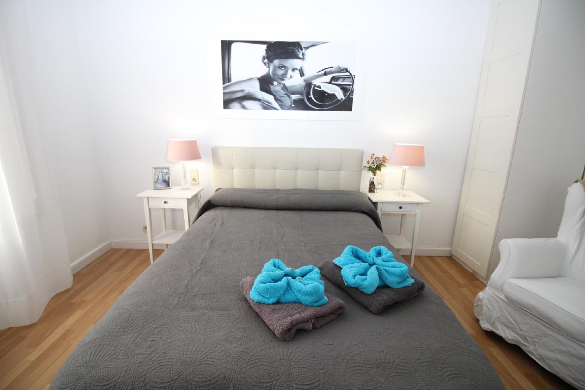 Rooms Tetu Barcelona Buitenkant foto