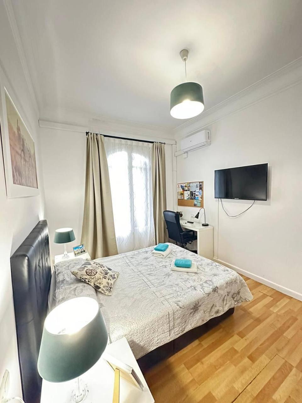 Rooms Tetu Barcelona Buitenkant foto