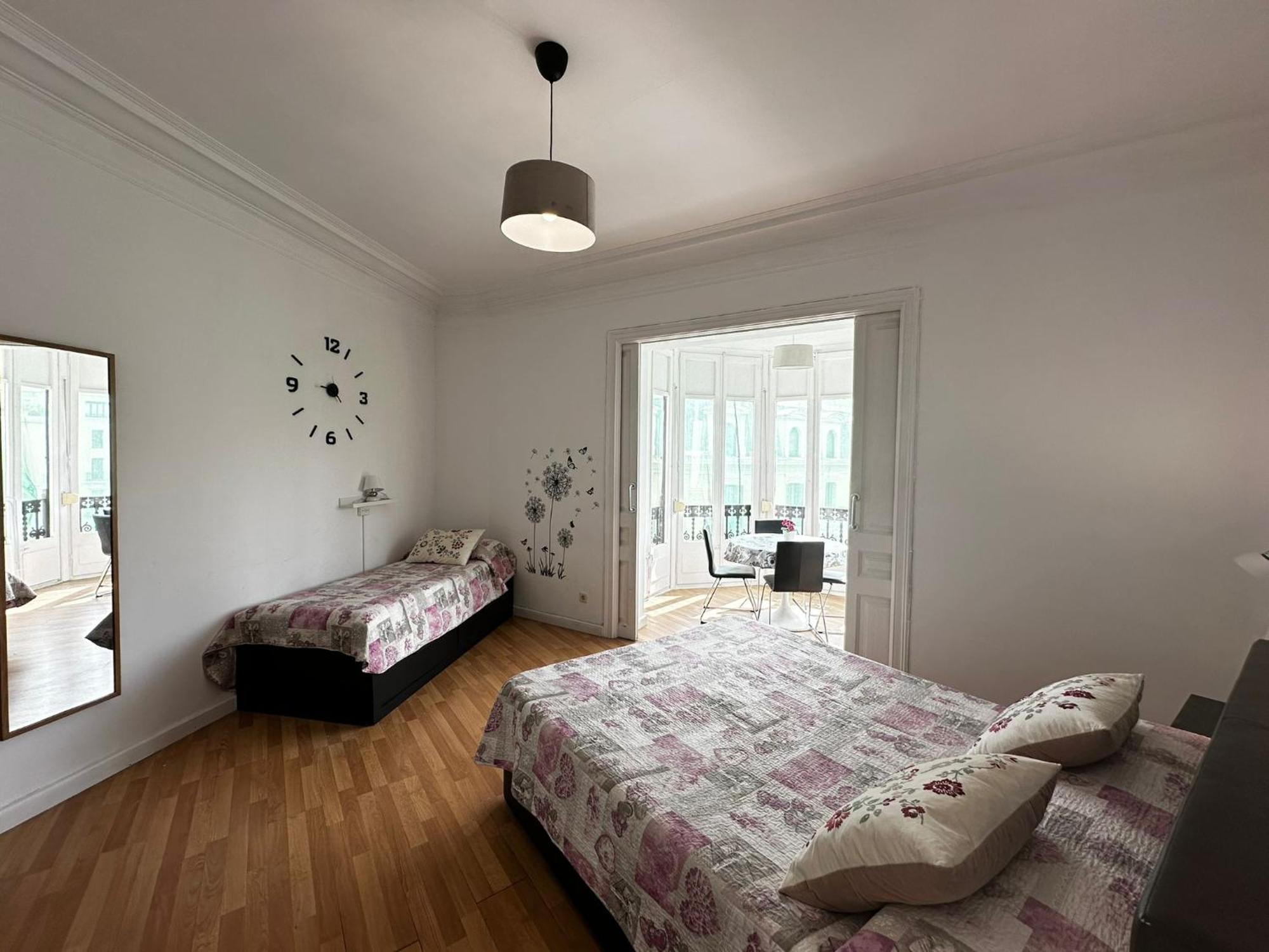 Rooms Tetu Barcelona Buitenkant foto